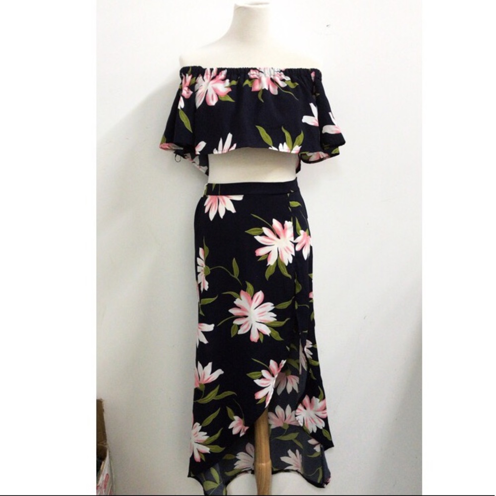 Flower skirt and top set